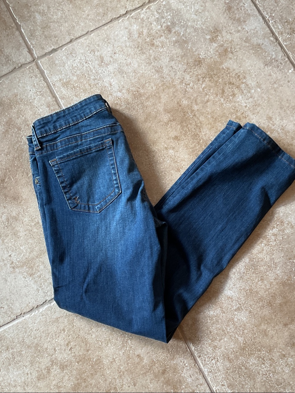 Kut from the Kloth Women's Straight Leg Jeans in Dark Blue Wash